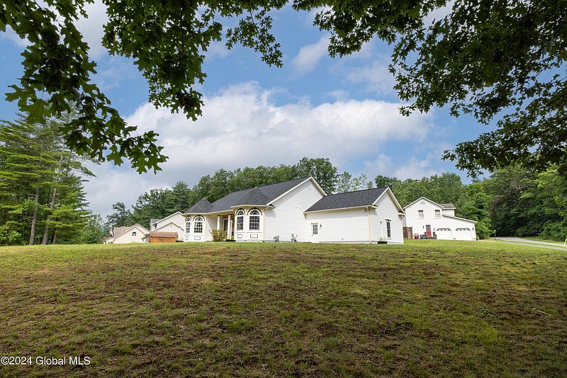 2nd image of 7 Birdsall Road