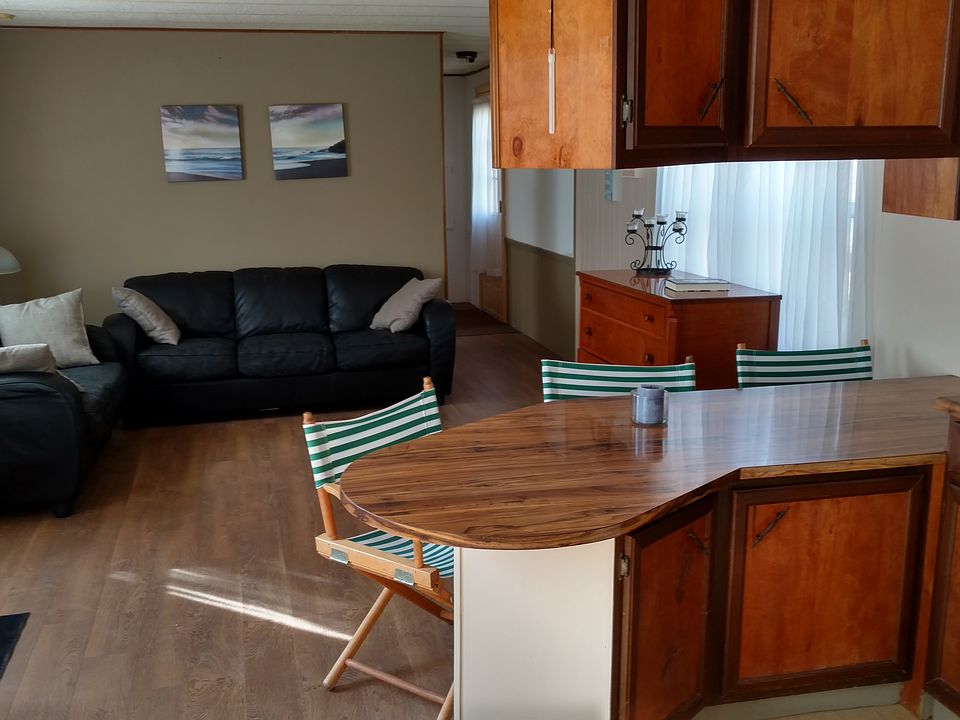 1st image of 5552 Walt Dr