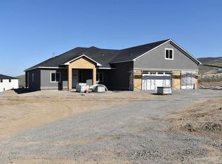 27017 S 1545th Pr SW, Prosser, WA 99350