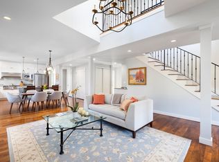95 Beals St #2, Brookline, MA 02446