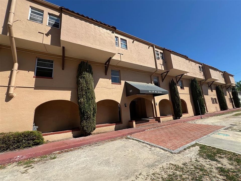 1st image of 914 SW 8th Ave APT 44