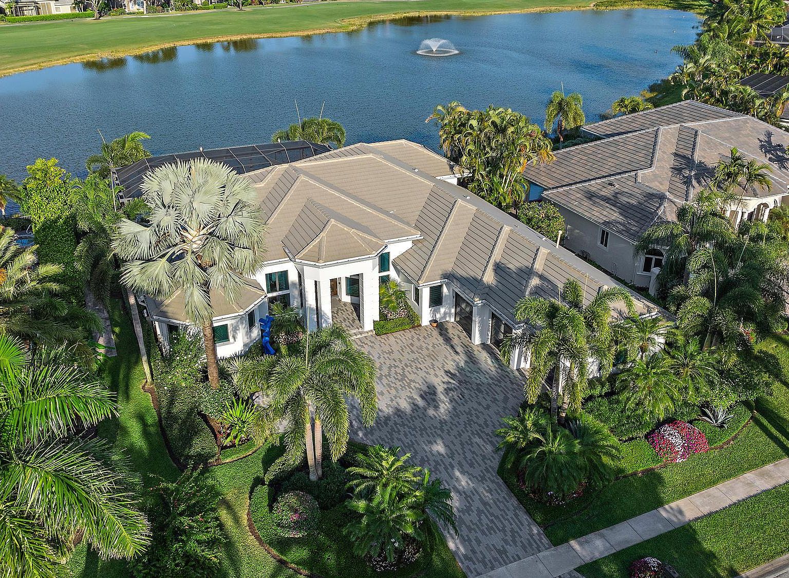 7638 Hawks Landing Drive