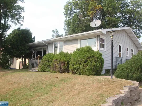 9 Gordon St, Soudan, MN 55782