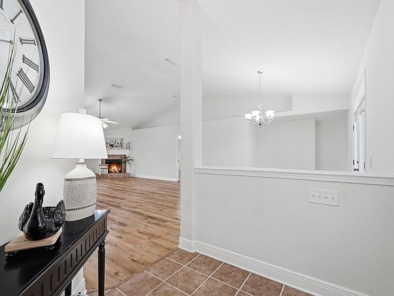 5th image of 5302 Marilea Ct