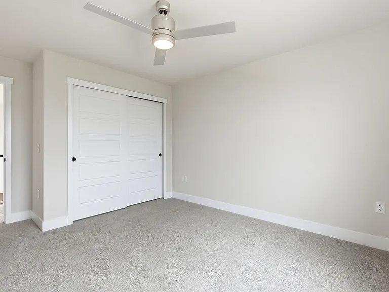 7389 Knapp Dr — Photo 25