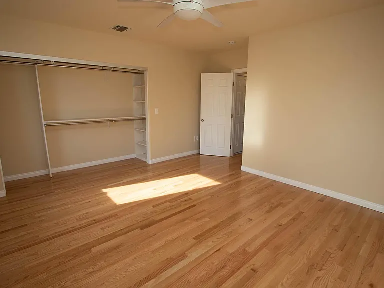 234 Roycroft Ave #C — Photo 13