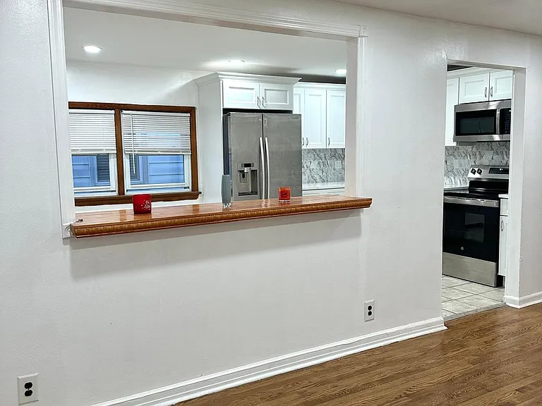 30 Garfield Ave #2 — Photo 2