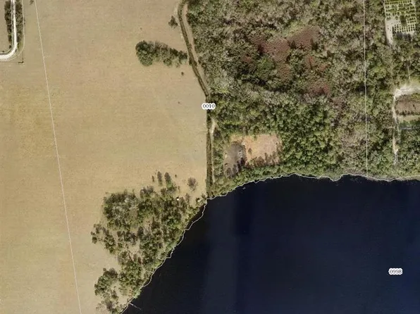 1290 Blackwelder Rd #2, De Leon Springs, FL 32130