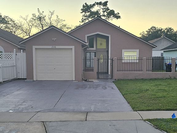 3rd image of 846 Grenadier Dr