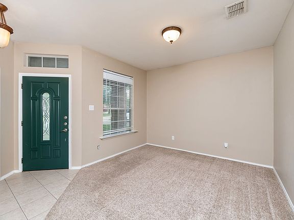 4th image of 9612 Bull Creek Dr