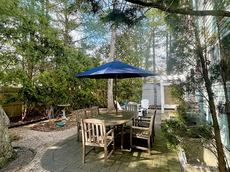 38 Baycrest Ave — Photo 23
