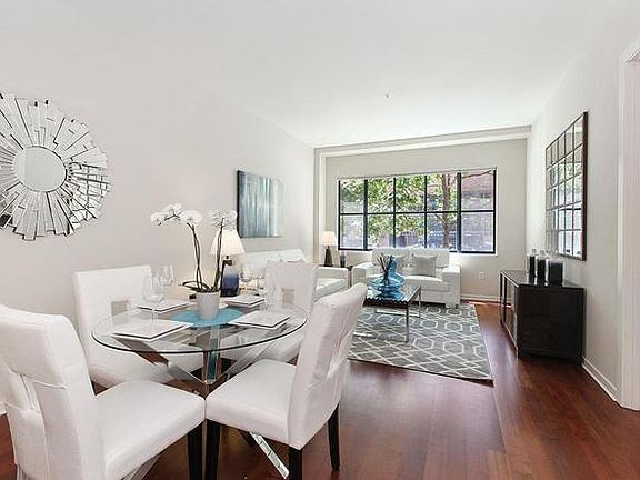 3rd image of 88 Townsend St #2905