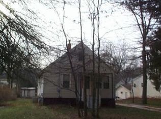 12801 W Meadow Ln, New Berlin, WI 53151