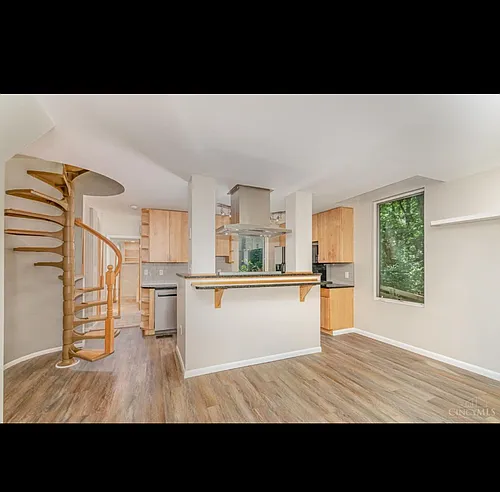 1 Foxhall Ct #1 Photo 1