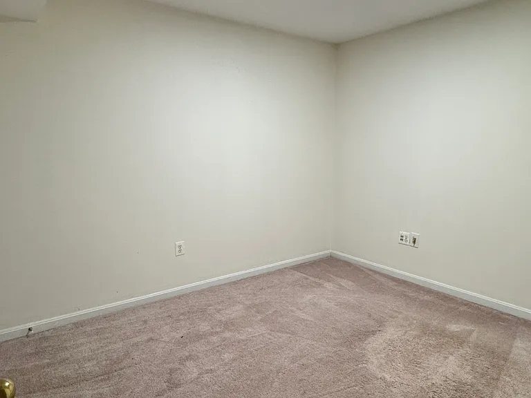 9611 Normanton Way — Photo 30