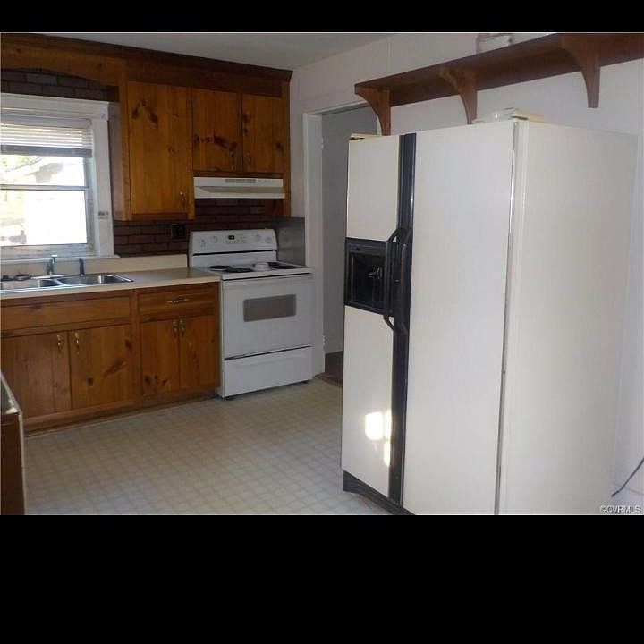 2nd image of 8800 N Five Forks Rd
