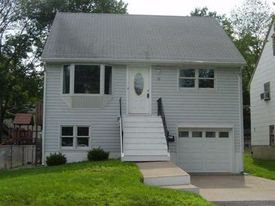 15 Camden Rd, Parsippany, NJ, 07054