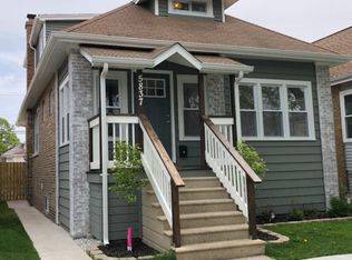 5837 W Eddy St, Chicago, IL 60634