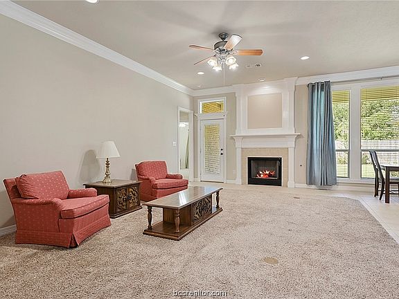 2nd image of 4514 Sapphire Ct