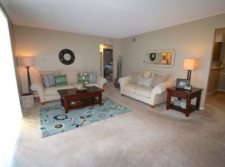 5928 Reeds Rd APT 303, Mission, KS 66202