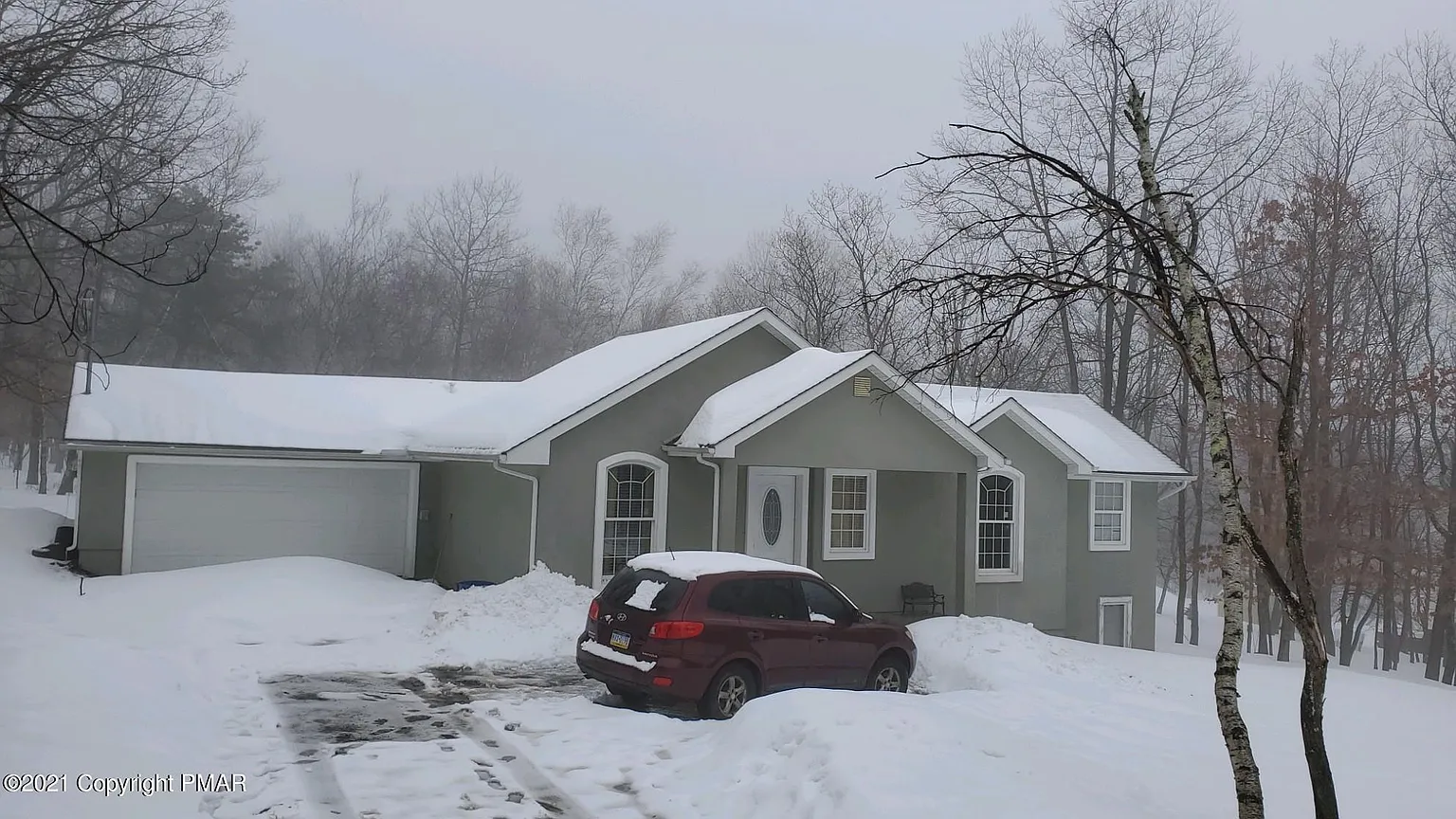 126 Valley View Dr photo 1
