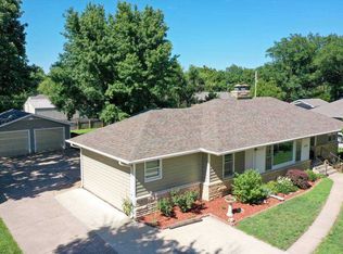 406 Random Rd, Newton, KS 67114