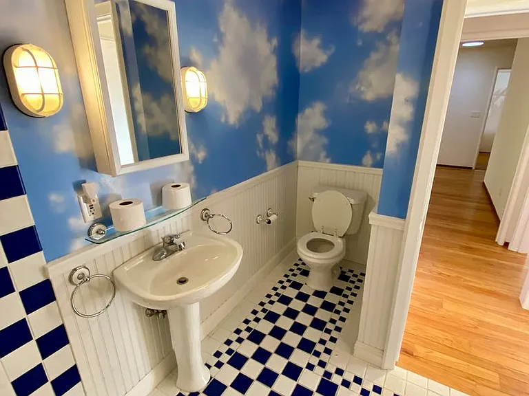 1052 Clark Ave — Photo 26