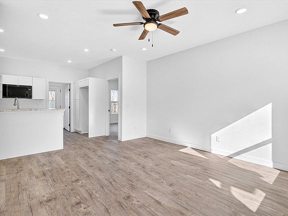 5th image of 587 Panich Street