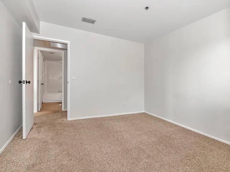 154 W 5th St #250 — Photo 23
