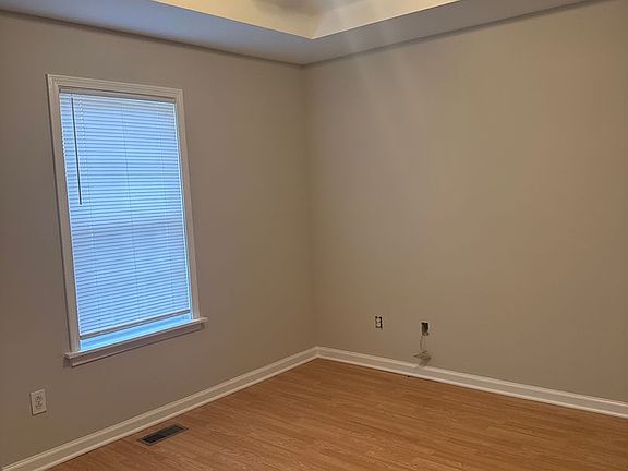 3rd image of 2427 Carlow Ct