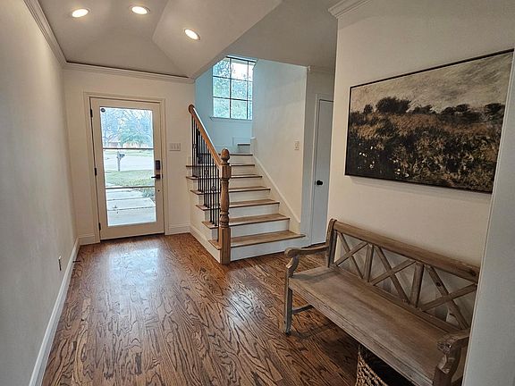 4th image of 3722 Wooded Creek Dr