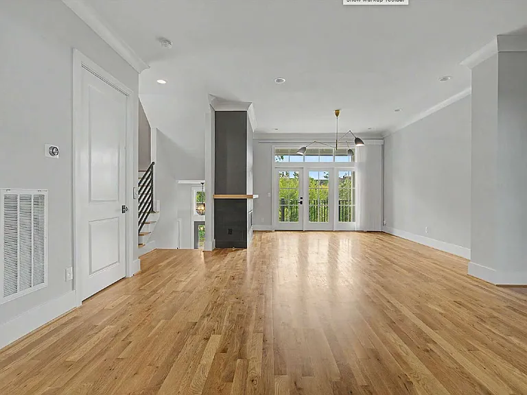 163 Park St — Photo 16
