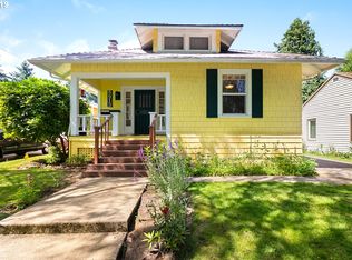 8913 SE Morrison St, Portland, OR 97216