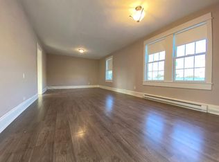 268 Broadway, Elmwood Park, NJ 07407