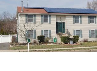 715 Hamilton Ave, Roebling, NJ 08554