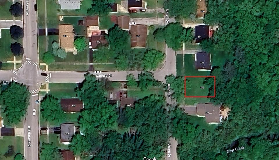 2nd image of 735 Union Dr