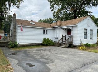 5 Lemire Ave, Tyngsboro, MA 01879