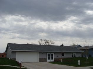 2374 Illinois Ave SW, Huron, SD 57350