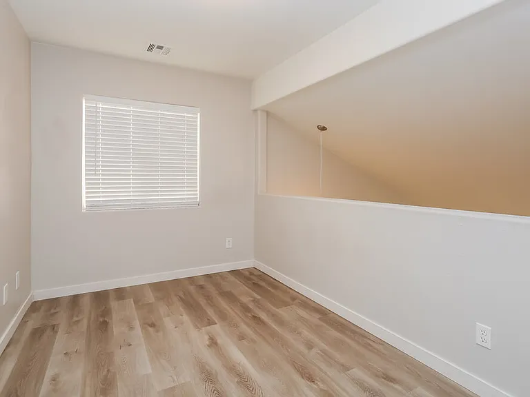 9436 Plover Falls Ave — Photo 8