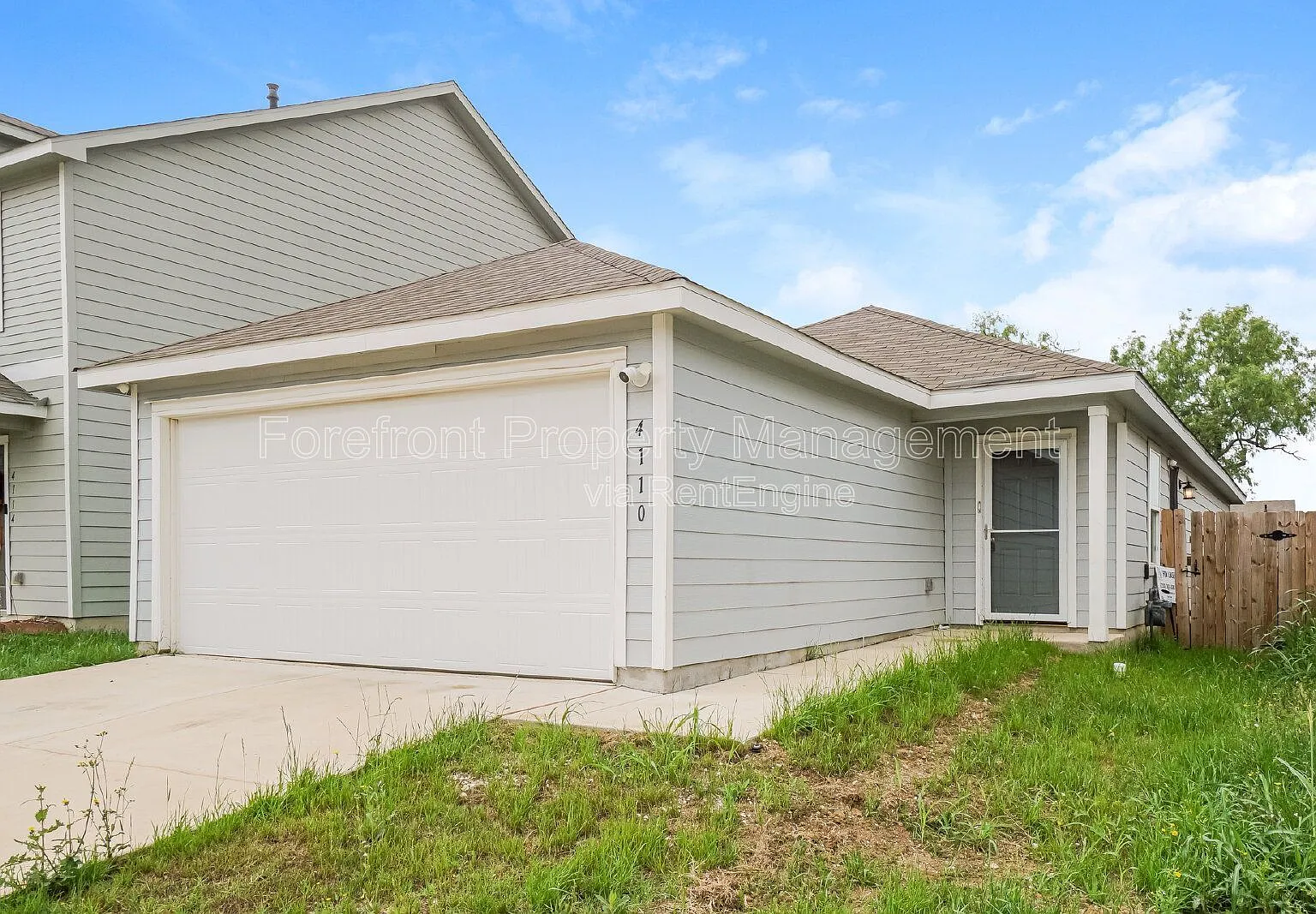3 bed, 2.0 bath, 1300 sqft, $1,500 — Photo 1