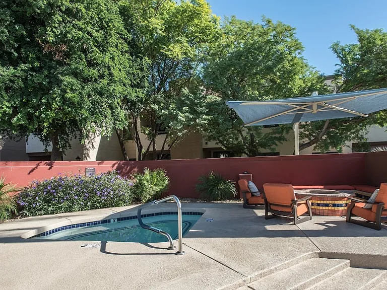 Scottsdale Highlands Apartments — Photo 5