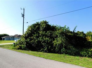 3215 35th St SW, Lehigh Acres, FL 33976