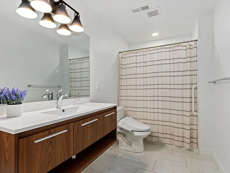 2869 S Drake Ave — Photo 19