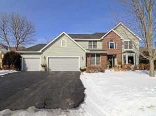 8978 Westhill Pointe, Eden Prairie, MN 55347