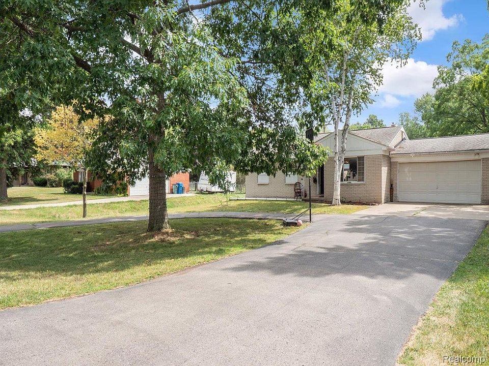 5660 Wright Dr, photo 6