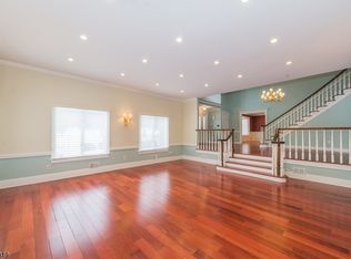 52 Beverly Dr, Bernardsville, NJ 07924