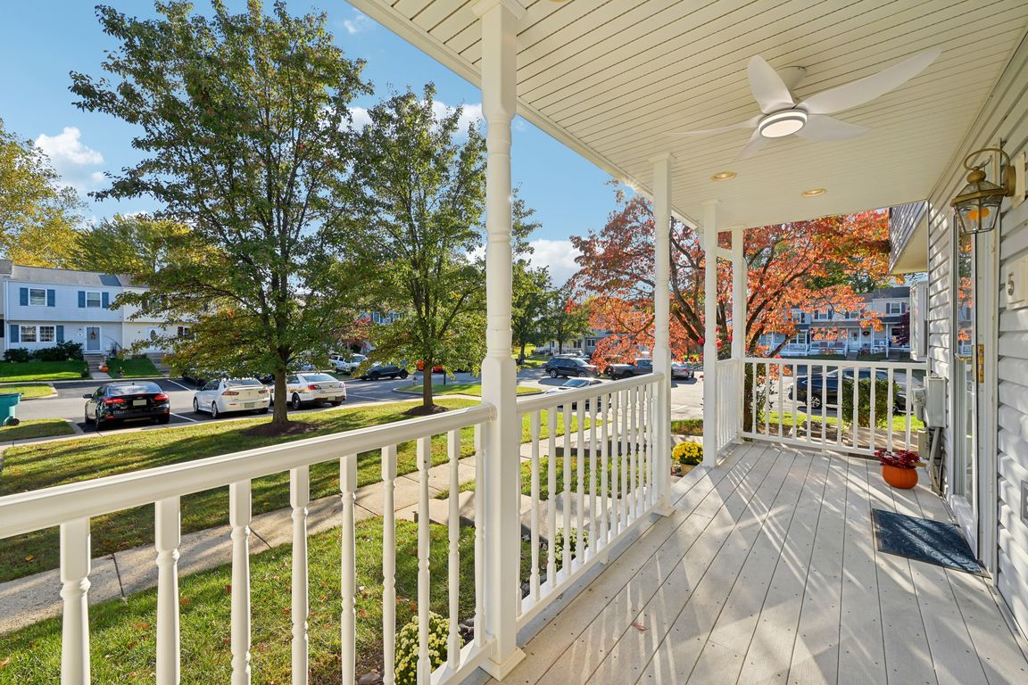 next background image