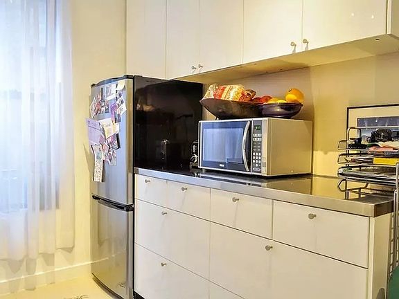 4th image of 396 Broome St APT 10