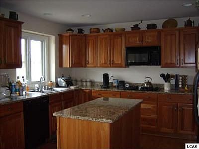 2nd image of 9610 Meadowlark Ct