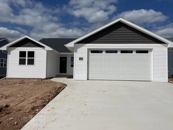 1521 LIBERTY AVENUE, Neenah, WI 54956